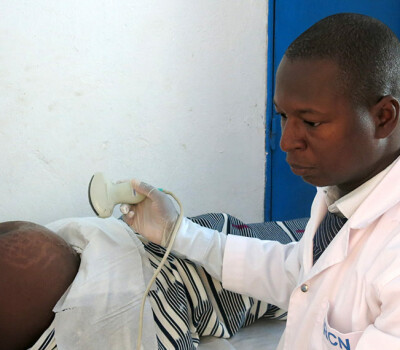 crunsdrhenrizangoduringapregnancycheckup
