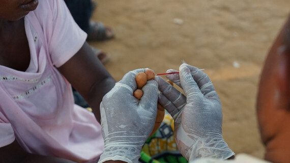 blood-sampling-sleeping-sickness