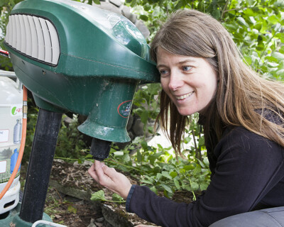 copyrightinstituteoftropicalmedicinedrisradeblauweinthefieldwebsitejuistepixels