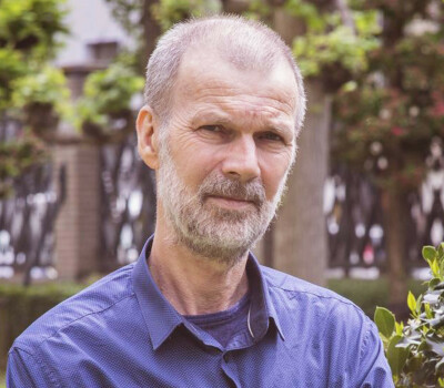 Armand-van-deun-header