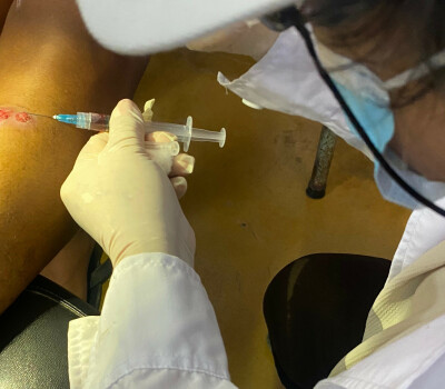 Header_sampling-at-huanucos-primary-health-post-peru-copyright-itm